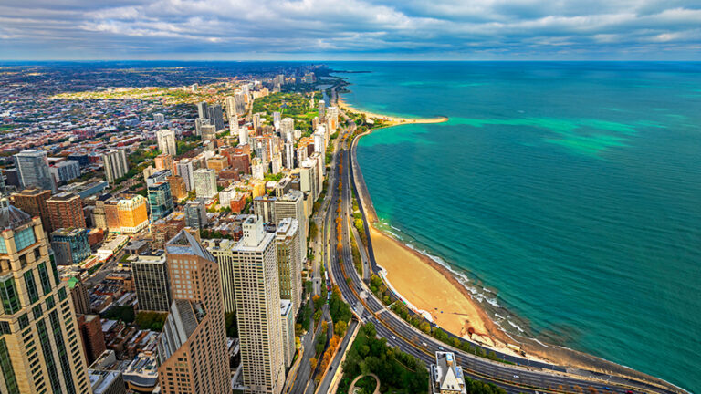 The Unique Experience of TILT & 360 CHICAGO Observation Deck